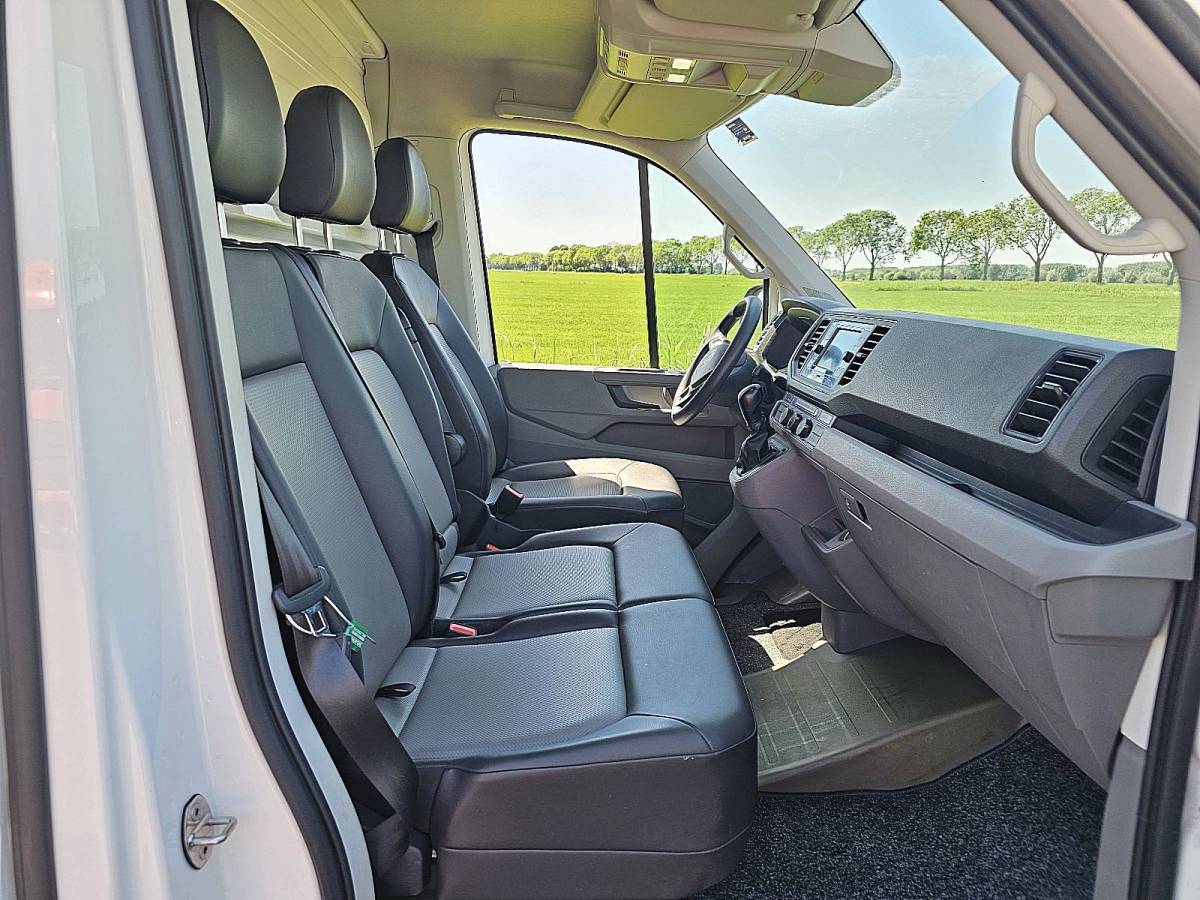 Volkswagen Crafter VOLKSWAGEN CRAFTER 35 2.0 bakwagen laadklep!