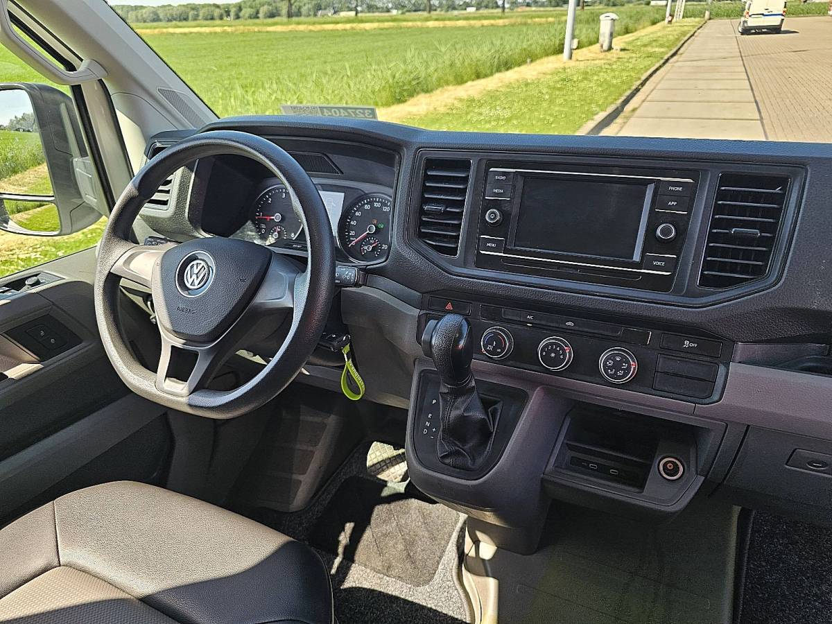 Volkswagen Crafter VOLKSWAGEN CRAFTER 35 2.0 bakwagen laadklep!