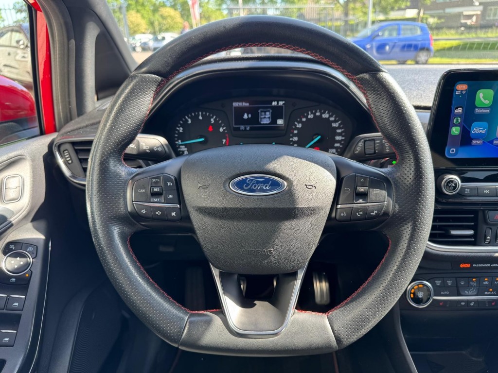 Ford Fiesta Ford Fiesta 1.0 Ecoboost ST-Line Panoramadak Carplay Winterpakket Led Navigatie