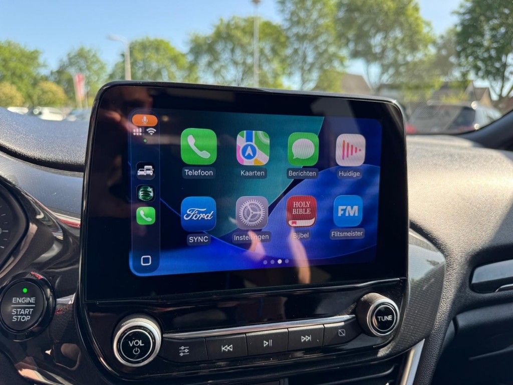 Ford Fiesta Ford Fiesta 1.0 Ecoboost ST-Line Panoramadak Carplay Winterpakket Led Navigatie