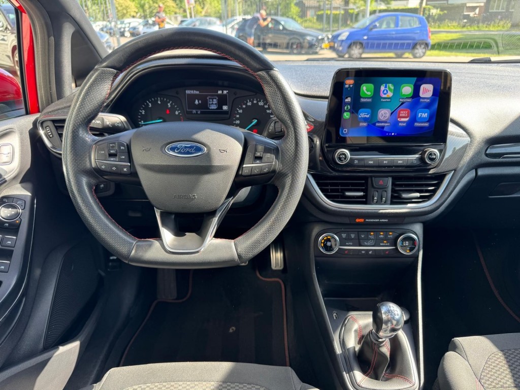 Ford Fiesta Ford Fiesta 1.0 Ecoboost ST-Line Panoramadak Carplay Winterpakket Led Navigatie