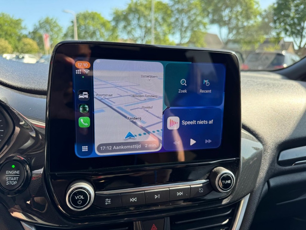 Ford Fiesta Ford Fiesta 1.0 Ecoboost ST-Line Panoramadak Carplay Winterpakket Led Navigatie