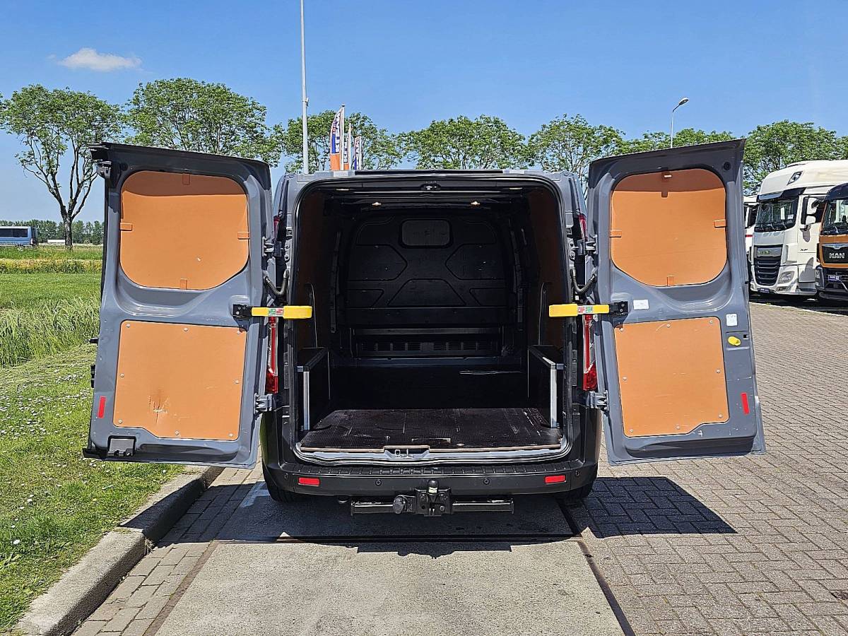 Ford Transit Custom FORD TRANSIT CUSTOM 2.0 l2 automaat navi nap