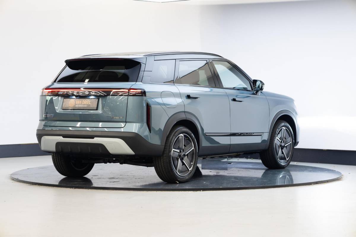 Jaecoo 7 Jaecoo 7 1.5 GDI SHS-P Exclusive | Olive Gray & Carbon Crystal Black Roof | NL Auto | Rijklaar | 7 jr garantie |