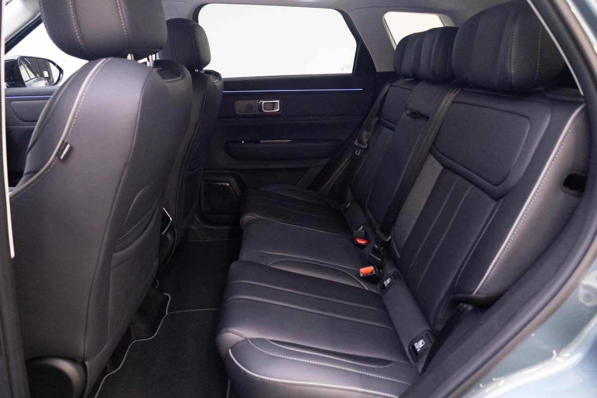 Jaecoo 7 Jaecoo 7 1.5 GDI SHS-P Exclusive | Olive Gray & Carbon Crystal Black Roof | NL Auto | Rijklaar | 7 jr garantie |