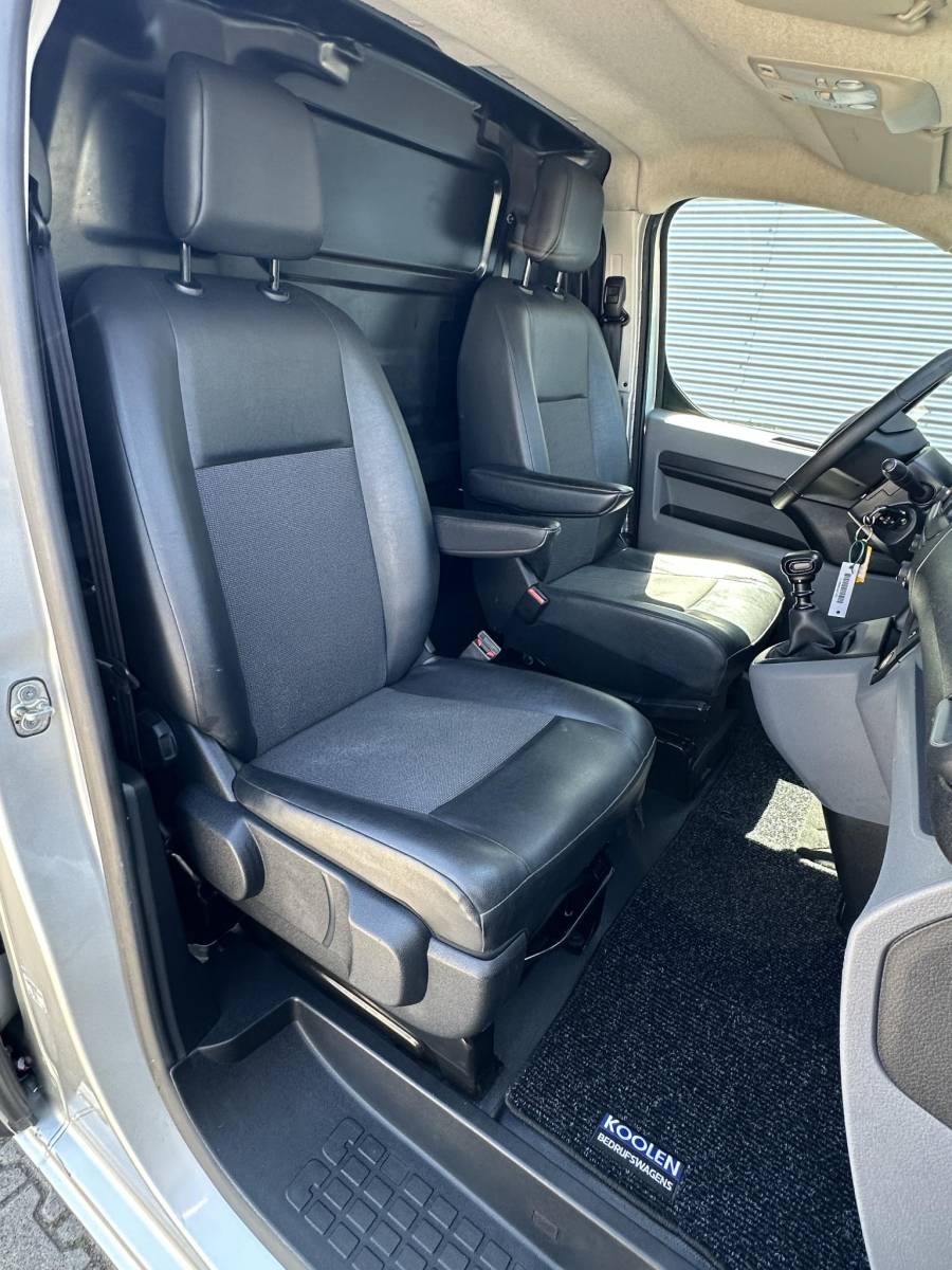 Peugeot Expert Peugeot Expert 231S 2.0 BlueHDI 120PK MARGE BTW VRIJ Citroén Jumpy/Opel Vivaro