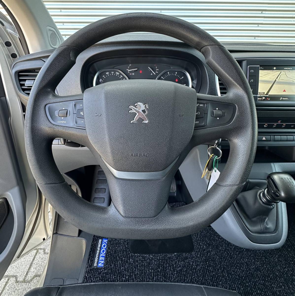 Peugeot Expert Peugeot Expert 231S 2.0 BlueHDI 120PK MARGE BTW VRIJ Citroén Jumpy/Opel Vivaro