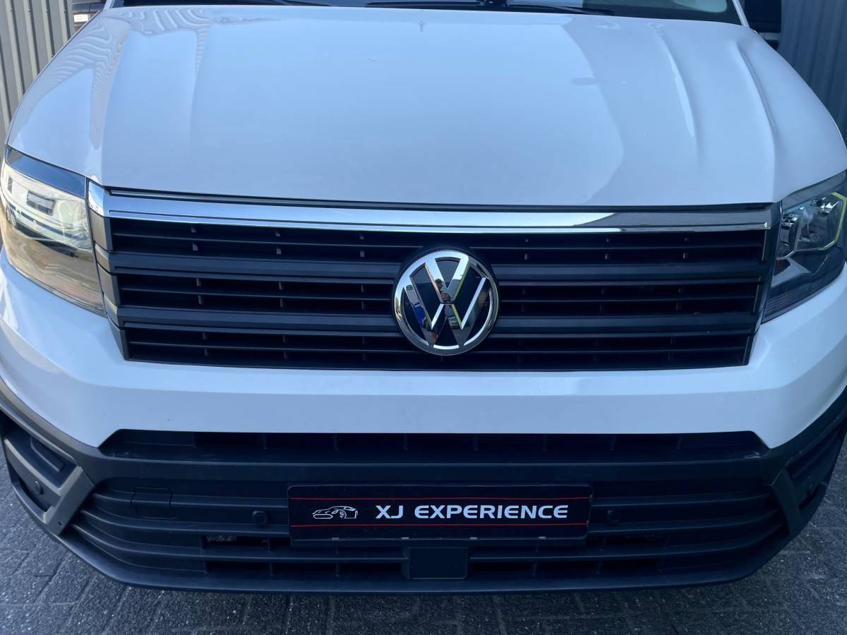Volkswagen Crafter Volkswagen Crafter 35 2.0 TDI L4H3 NAVI AIRCO 140 PK AUTOMAAT CARPLAY