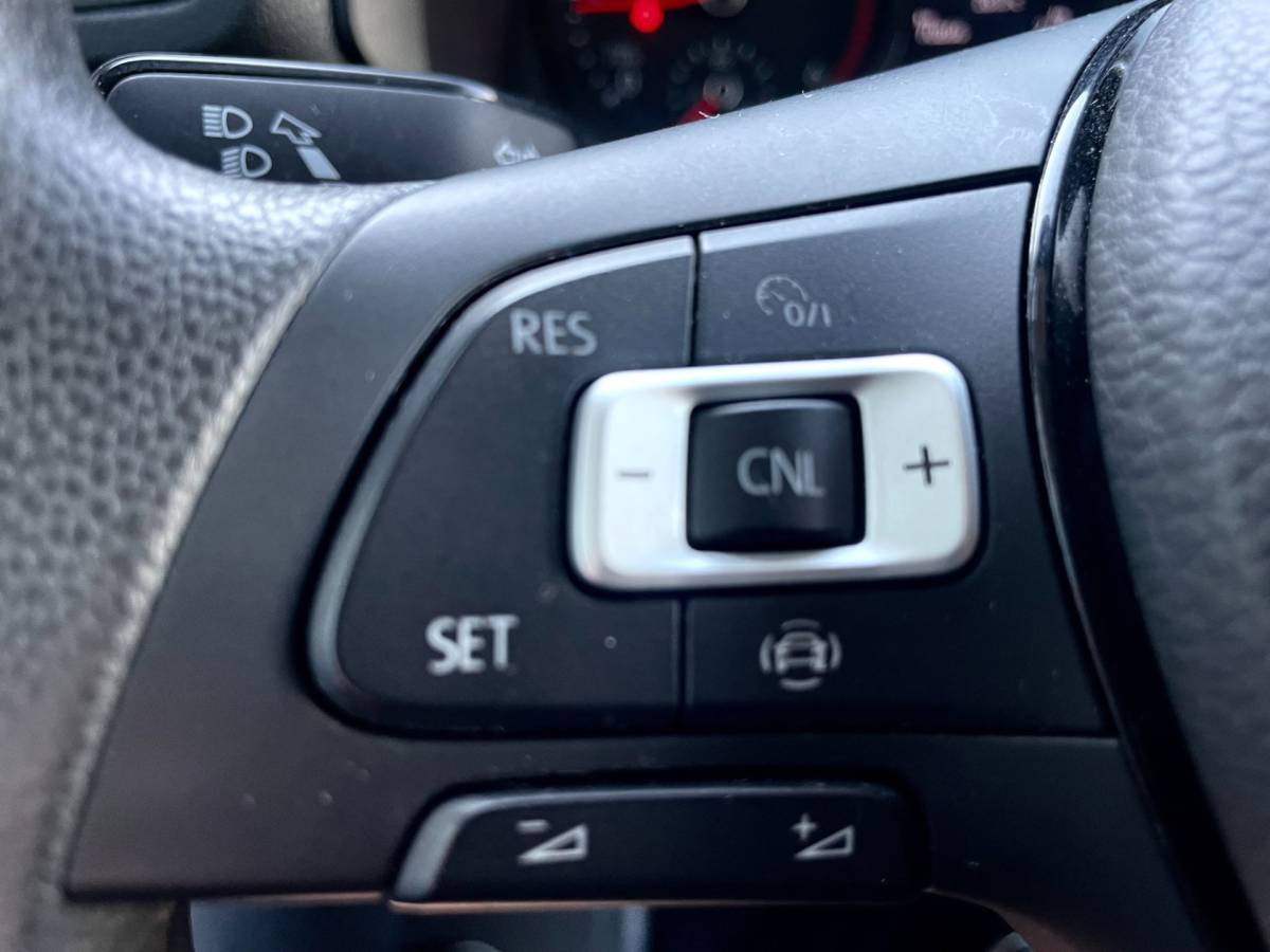 Volkswagen Crafter Volkswagen Crafter 35 2.0 TDI L4H3 NAVI AIRCO 140 PK AUTOMAAT CARPLAY