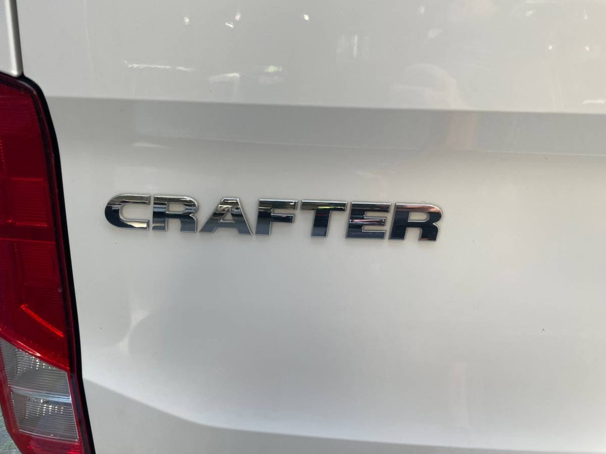 Volkswagen Crafter Volkswagen Crafter 35 2.0 TDI L4H3 NAVI AIRCO 140 PK AUTOMAAT CARPLAY