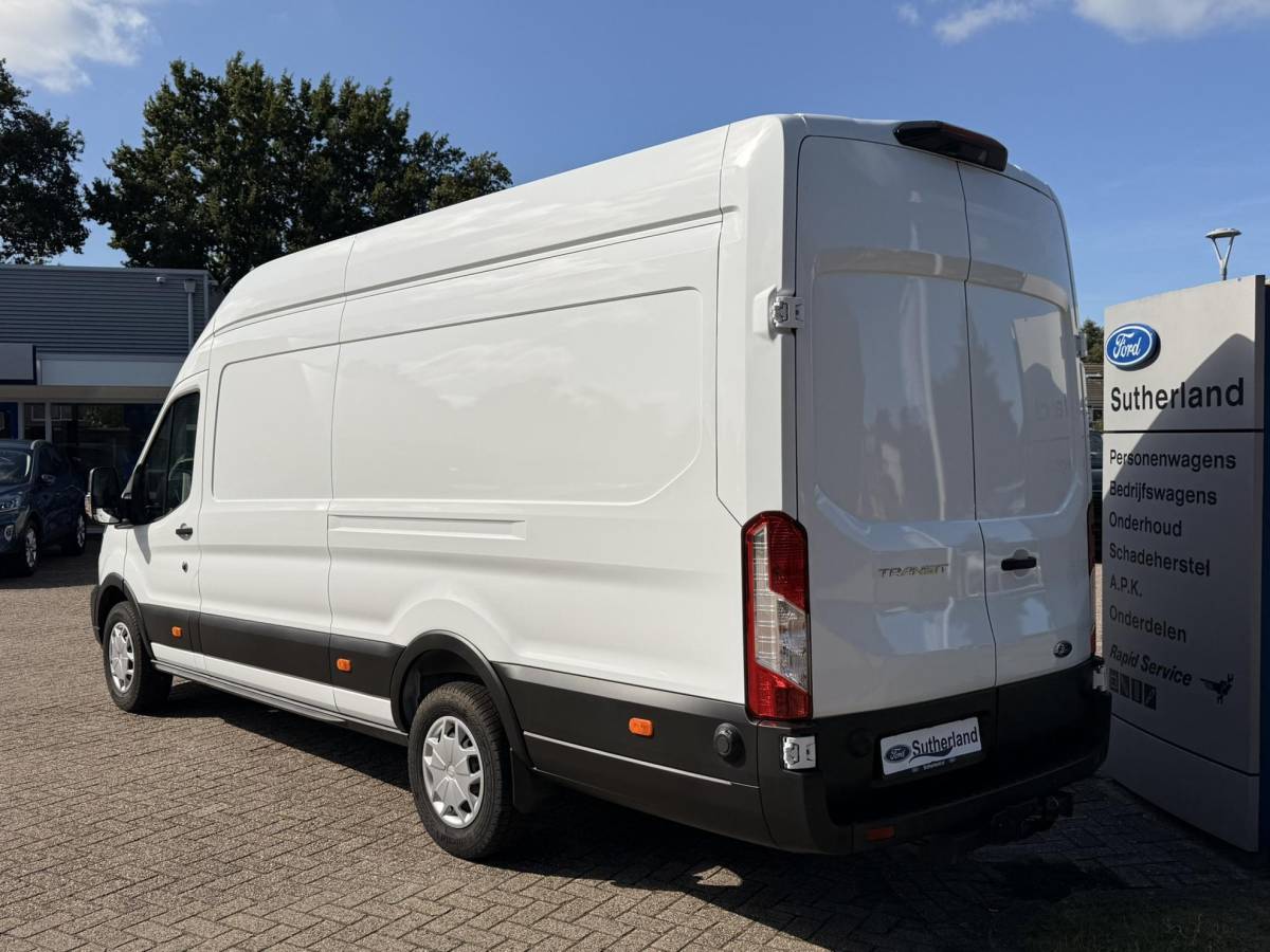 Ford Transit Ford Transit 350 2.0 TDCI L4H3 Trend RWD | 130pk | Navigatiesysteem SYNC4 | Stoelverwarming  | Elektrisch inklapbare buitenspiegels | Elektrisch verstelbare bestuurdersstoel | Passagiersairbag | Allweather banden | Laadruimte beschermingspakket | 150 watt/230V aansluitpunt tussen voorstoelen | Handmatige regeneratie roetfilter | Reservewiel | Centrale dubbele vergrendeling | LED Downlighter