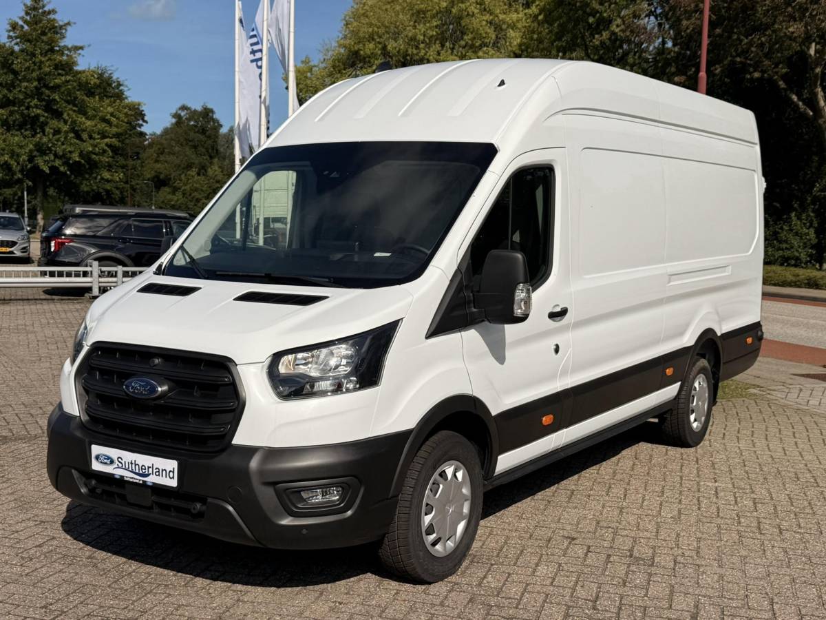 Ford Transit Ford Transit 350 2.0 TDCI L4H3 Trend RWD | 130pk | Navigatiesysteem SYNC4 | Stoelverwarming  | Elektrisch inklapbare buitenspiegels | Elektrisch verstelbare bestuurdersstoel | Passagiersairbag | Allweather banden | Laadruimte beschermingspakket | 150 watt/230V aansluitpunt tussen voorstoelen | Handmatige regeneratie roetfilter | Reservewiel | Centrale dubbele vergrendeling | LED Downlighter