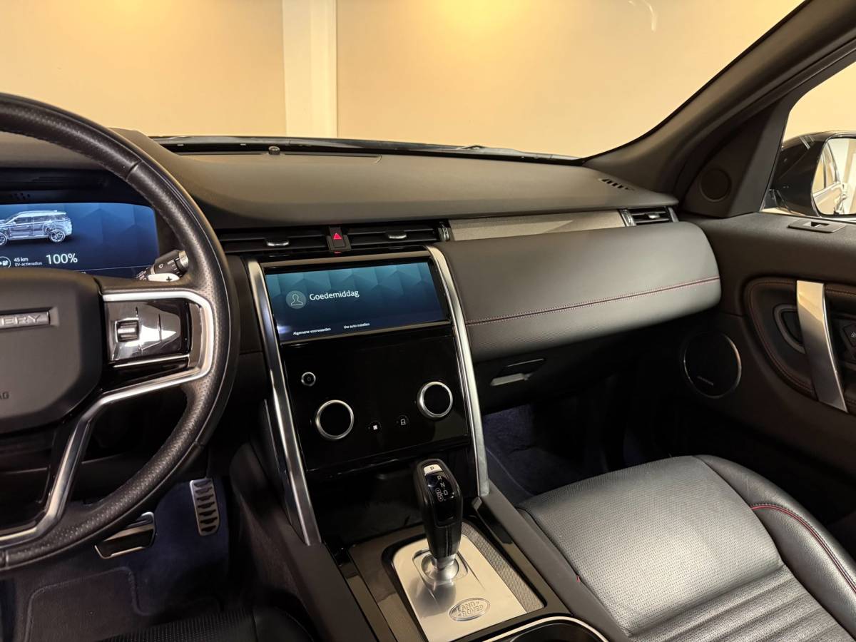 Land Rover Discovery Sport Land Rover DISCOVERY SPORT P300e 1.5 R-Dynamic HSE *309Pk* Trekhaak|Pano|Memory|Stoel/Stuurverw.|360-Camera|Elektr.Achterklep