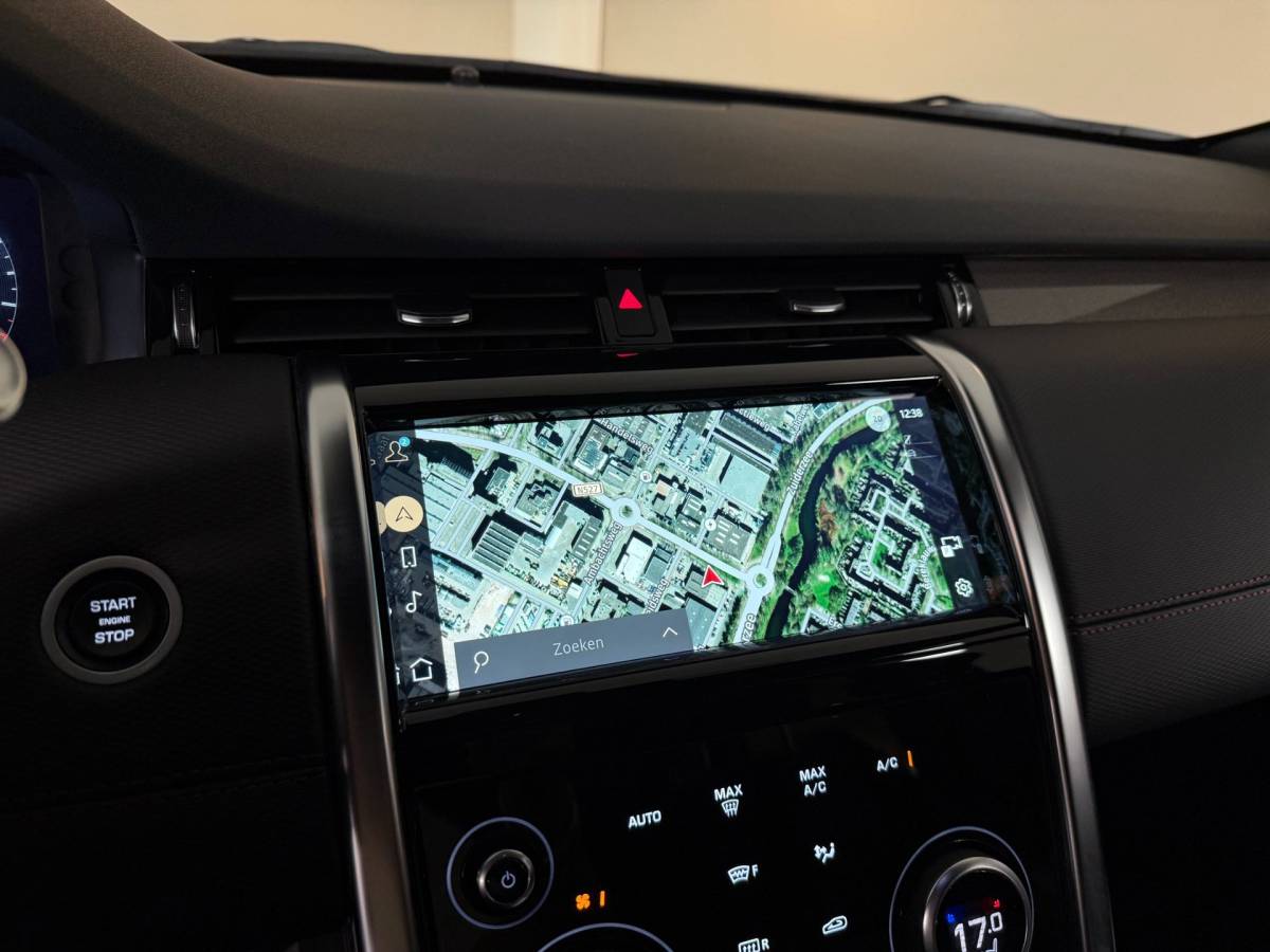 Land Rover Discovery Sport Land Rover DISCOVERY SPORT P300e 1.5 R-Dynamic HSE *309Pk* Trekhaak|Pano|Memory|Stoel/Stuurverw.|360-Camera|Elektr.Achterklep