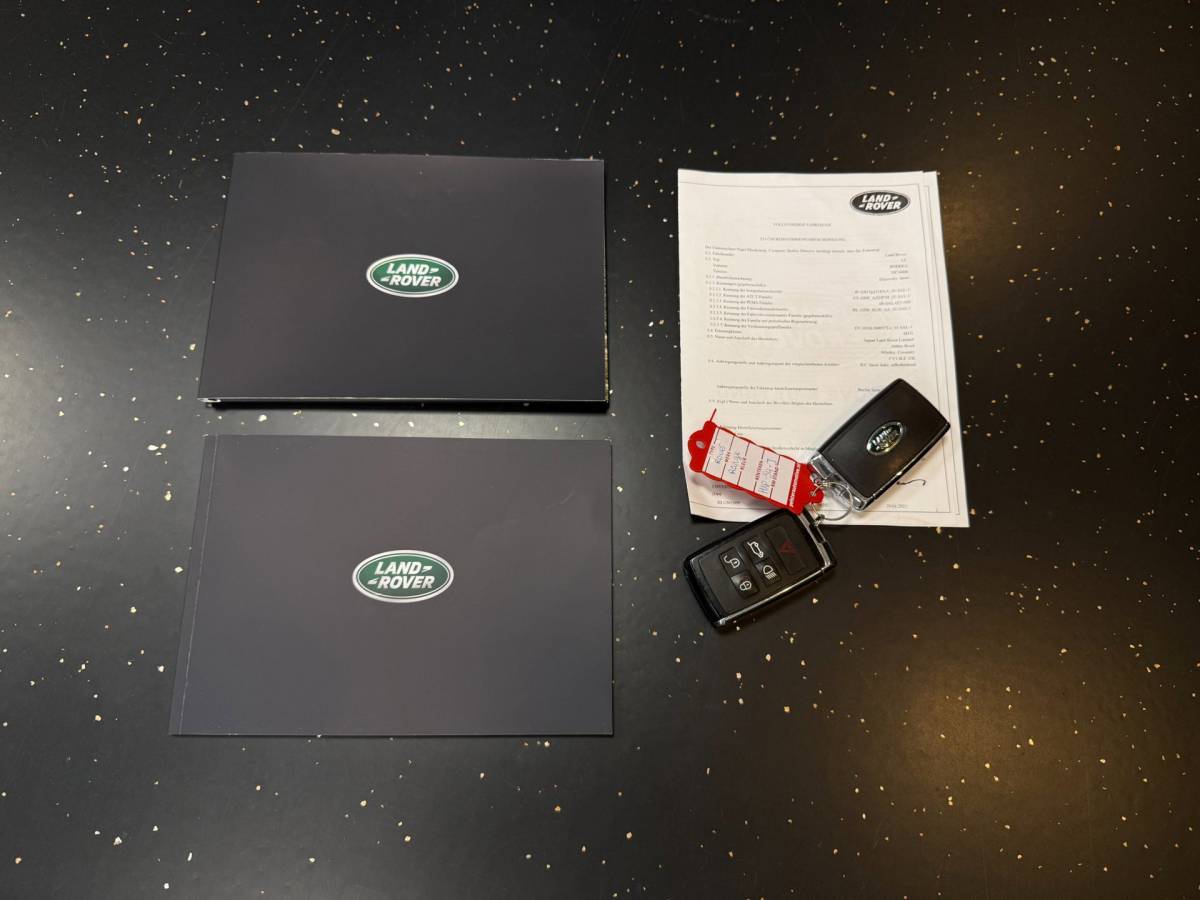 Land Rover Discovery Sport Land Rover DISCOVERY SPORT P300e 1.5 R-Dynamic HSE *309Pk* Trekhaak|Pano|Memory|Stoel/Stuurverw.|360-Camera|Elektr.Achterklep