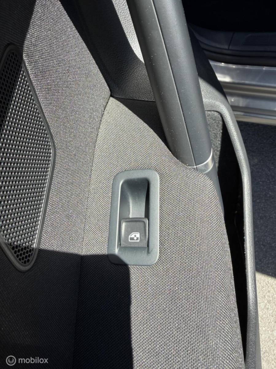 Volkswagen Golf Sportsvan Volkswagen Golf Sportsvan 1.2 TSI Business Edition Connected
