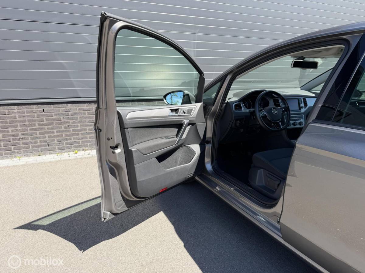 Volkswagen Golf Sportsvan Volkswagen Golf Sportsvan 1.2 TSI Business Edition Connected