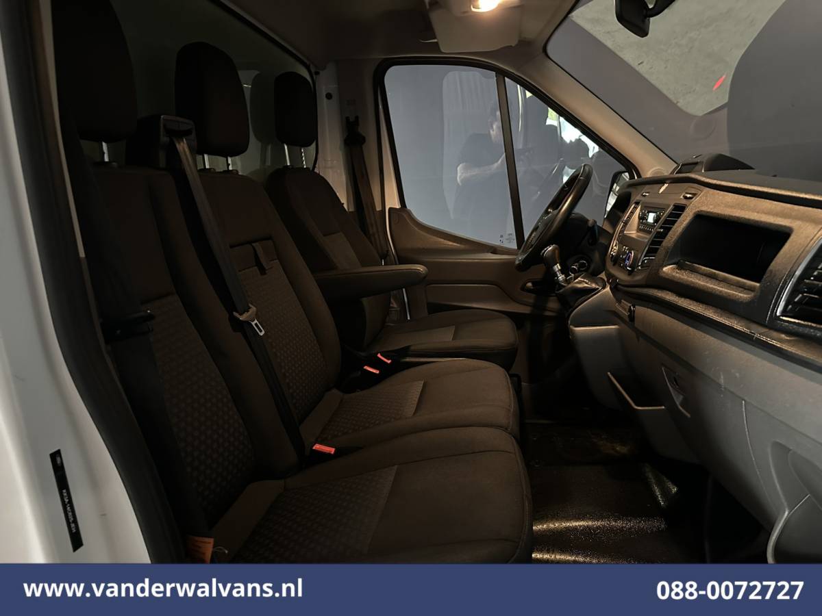Ford Transit Ford Transit 2.0 TDCI 160pk Bakwagen Laadklep Euro6 Airco | 1040kg laadvermogen | Cruisecontrol | Verwarmde voorruit Bijrijdersbank