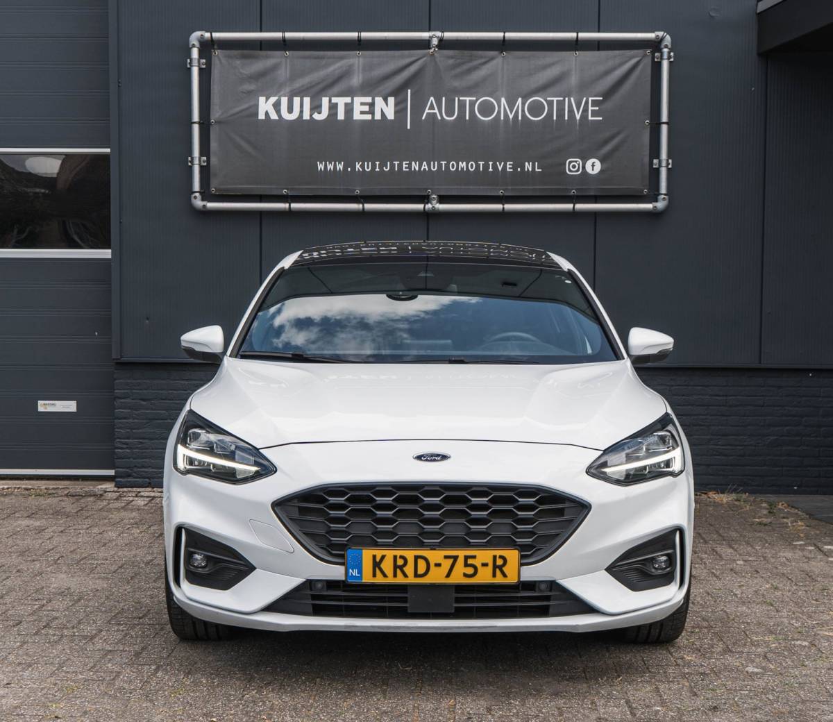Ford Focus Ford Focus 1.0 EcoBoost ST Line X / Automaat / Pano / LED / HUD!