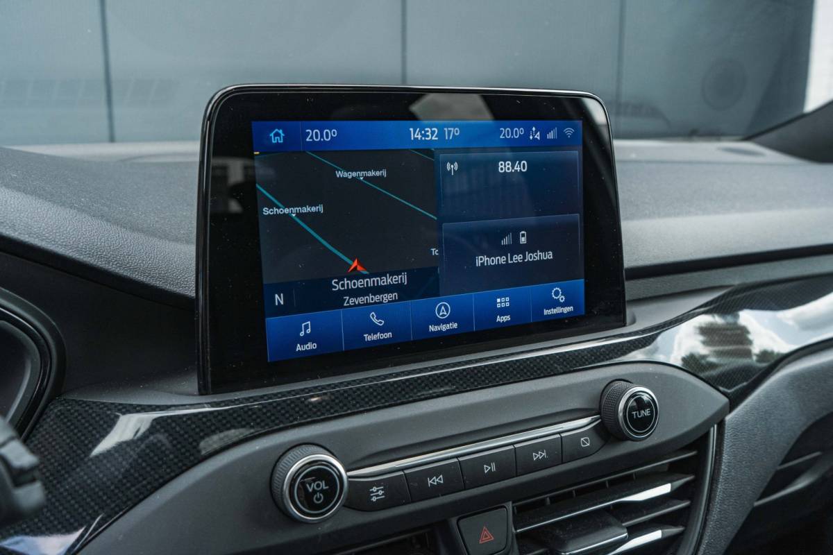 Ford Focus Ford Focus 1.0 EcoBoost ST Line X / Automaat / Pano / LED / HUD!