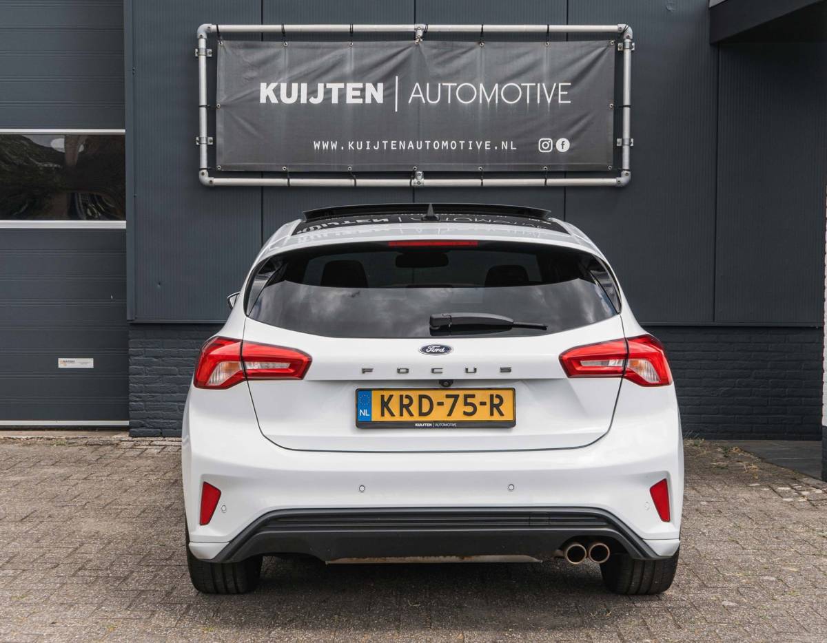 Ford Focus Ford Focus 1.0 EcoBoost ST Line X / Automaat / Pano / LED / HUD!
