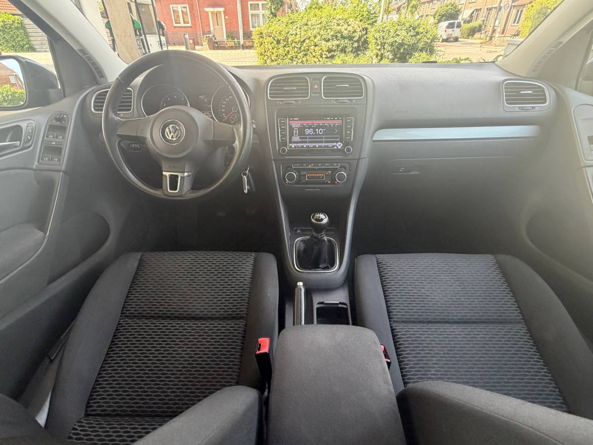Volkswagen Golf Volkswagen GOLF 1.4 Easyline PDC-AIRCO-ANDROID