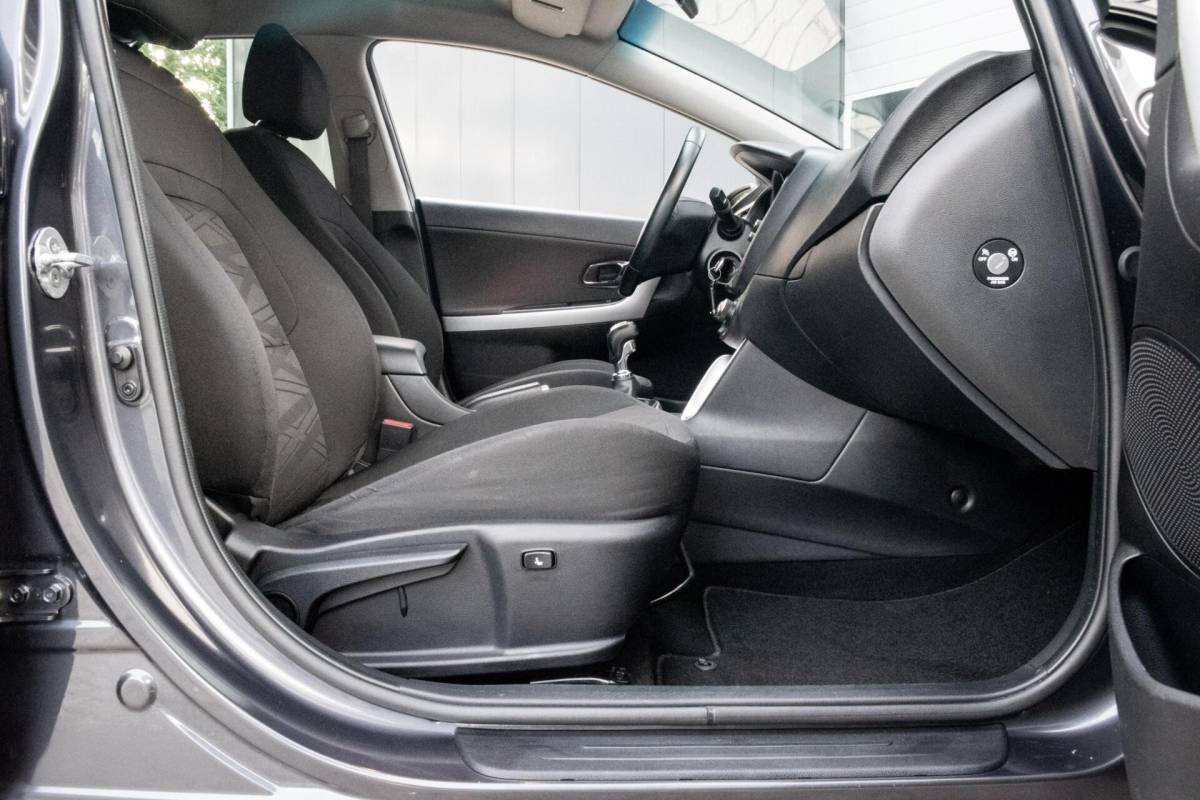 Kia cee'd Kia cee’d Sportswagon 1.0 T-GDi ComfortPlusLine Navigator|1e EIGENAAR|INCL. NW APK+SERVICEBEURT|CAMERA|CARPLAY|CLIMATE|PDC|CRUISE|NAVI