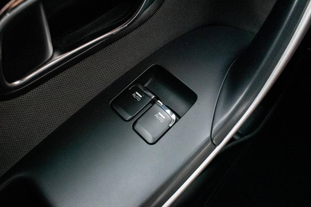 Kia cee'd Kia cee’d Sportswagon 1.0 T-GDi ComfortPlusLine Navigator|1e EIGENAAR|INCL. NW APK+SERVICEBEURT|CAMERA|CARPLAY|CLIMATE|PDC|CRUISE|NAVI
