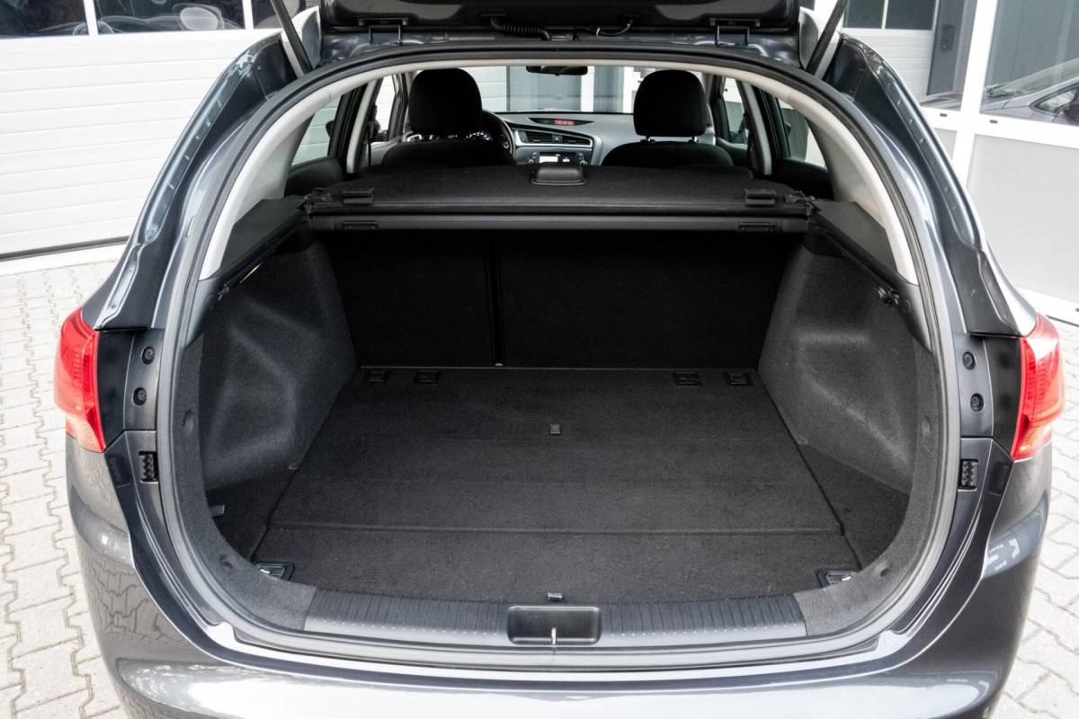 Kia cee'd Kia cee’d Sportswagon 1.0 T-GDi ComfortPlusLine Navigator|1e EIGENAAR|INCL. NW APK+SERVICEBEURT|CAMERA|CARPLAY|CLIMATE|PDC|CRUISE|NAVI