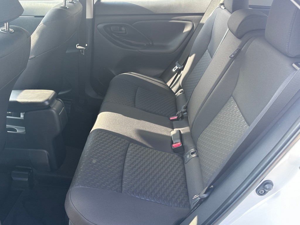 Toyota Yaris Cross Toyota Yaris Cross 1.5 HYBRIDE 115pk  Stoelverw.
