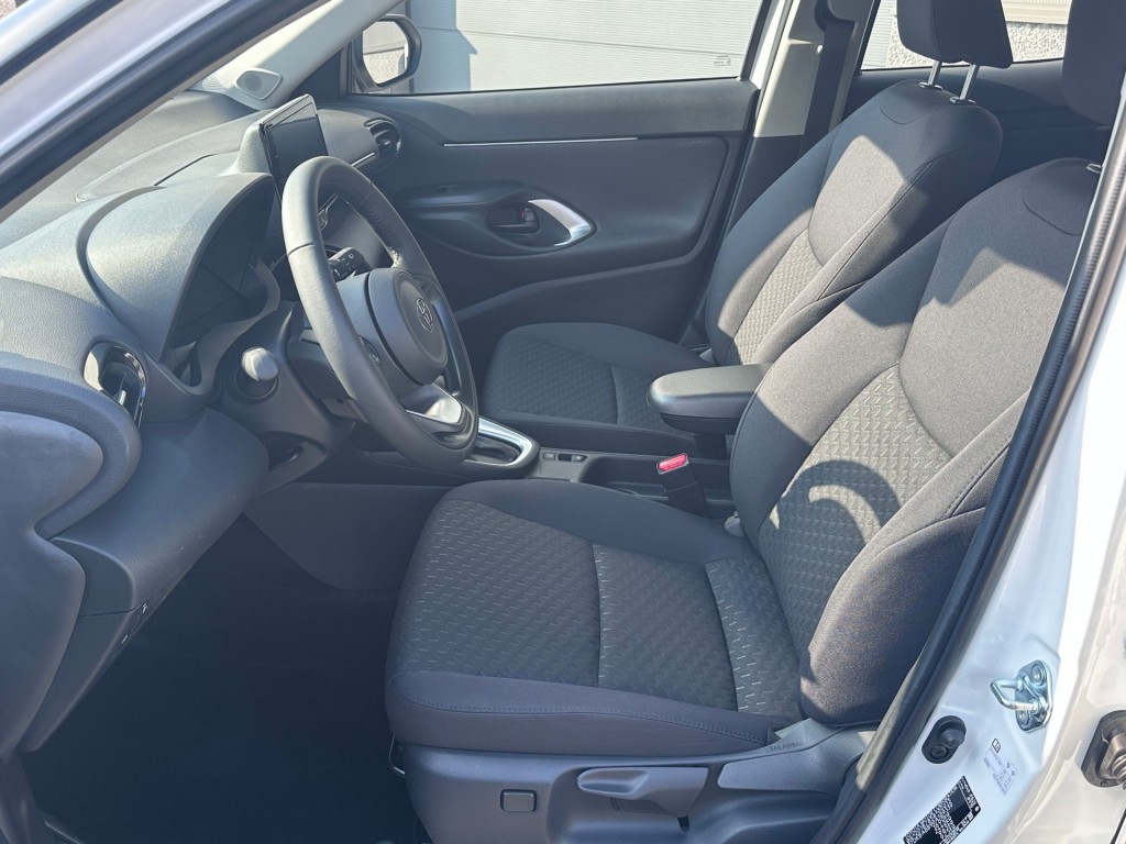 Toyota Yaris Cross Toyota Yaris Cross 1.5 HYBRIDE 115pk  Stoelverw.