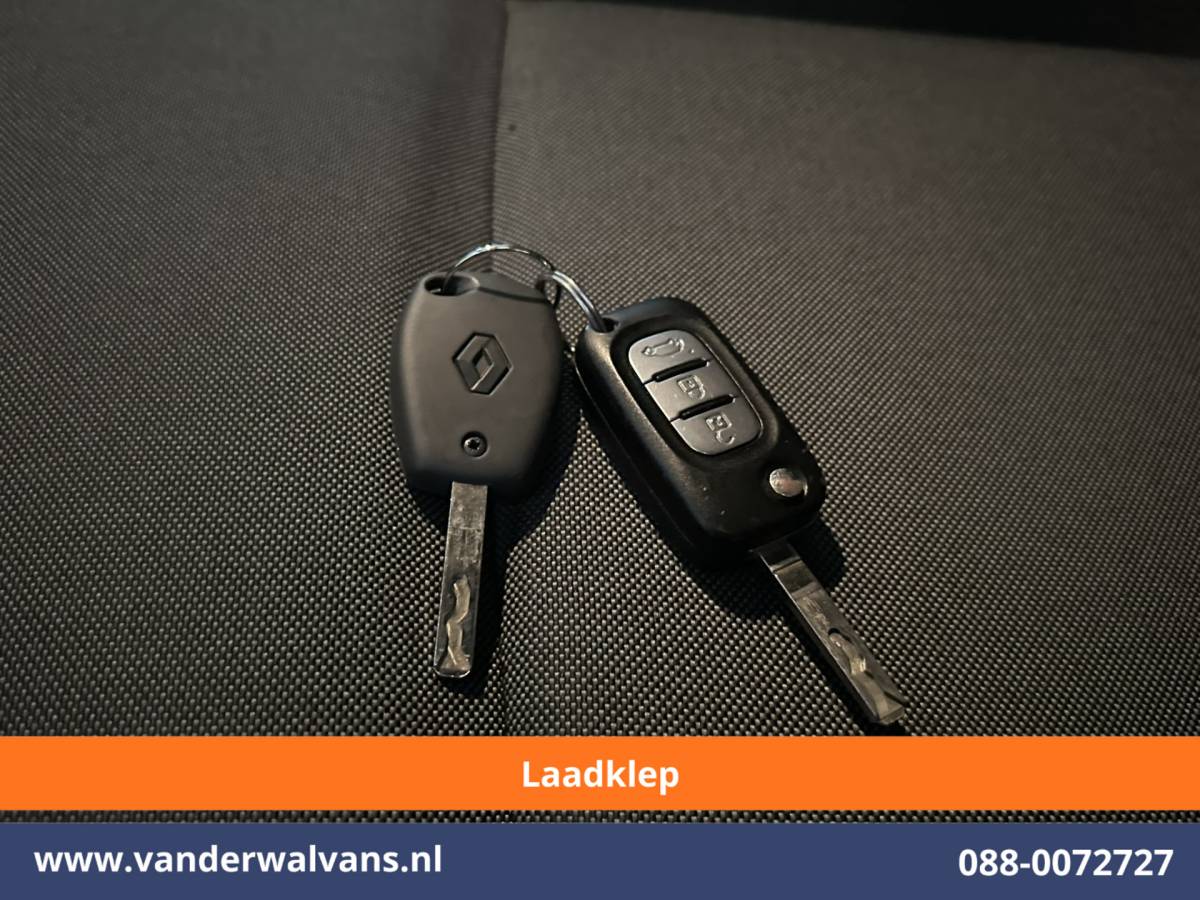 Renault Master Renault Master 2.3 dCi 131pk L4H2 Euro6 Airco | Laadklep | LED | Cruisecontrol Bijrijdersbank