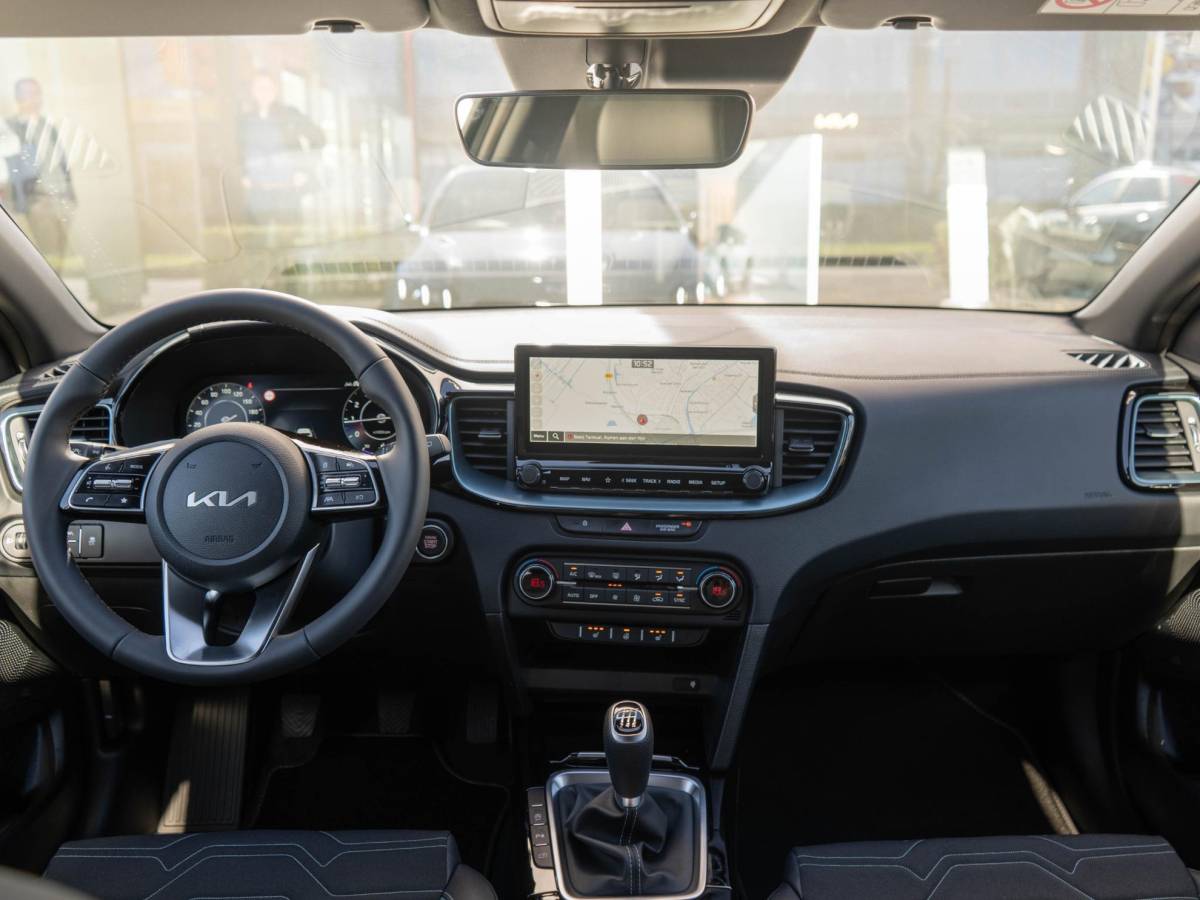 Kia Ceed Sportswagon Kia Ceed Sportswagon 1.0 T-GDi MHEV Design Edition | Dode Hoek | Stoel & stuur-verwarming | JBL | PDC voor & achter