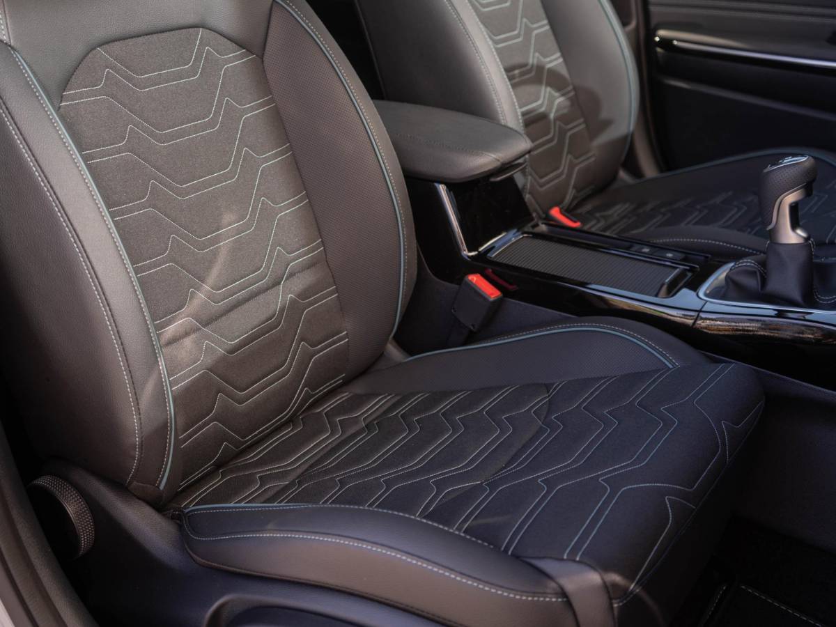 Kia Ceed Sportswagon Kia Ceed Sportswagon 1.0 T-GDi MHEV Design Edition | Dode Hoek | Stoel & stuur-verwarming | JBL | PDC voor & achter