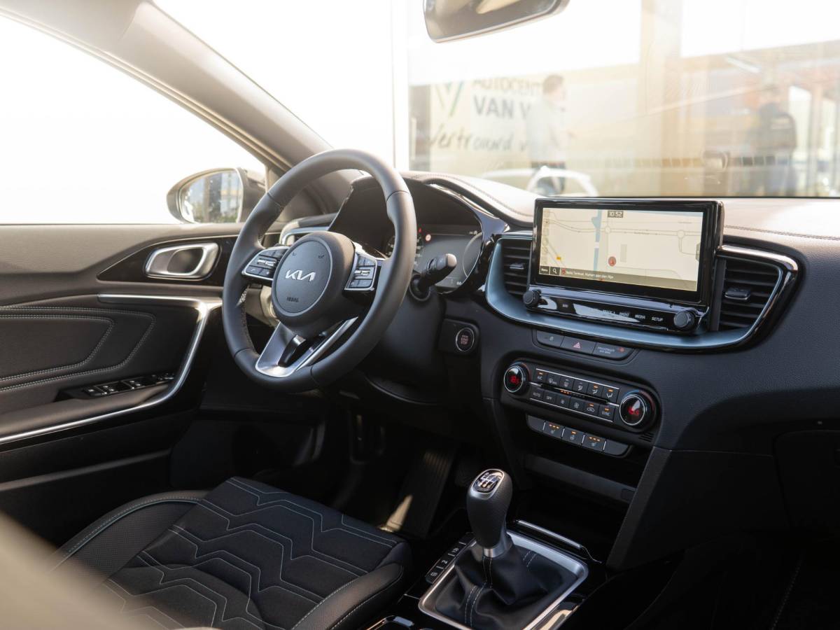 Kia Ceed Sportswagon Kia Ceed Sportswagon 1.0 T-GDi MHEV Design Edition | Dode Hoek | Stoel & stuur-verwarming | JBL | PDC voor & achter