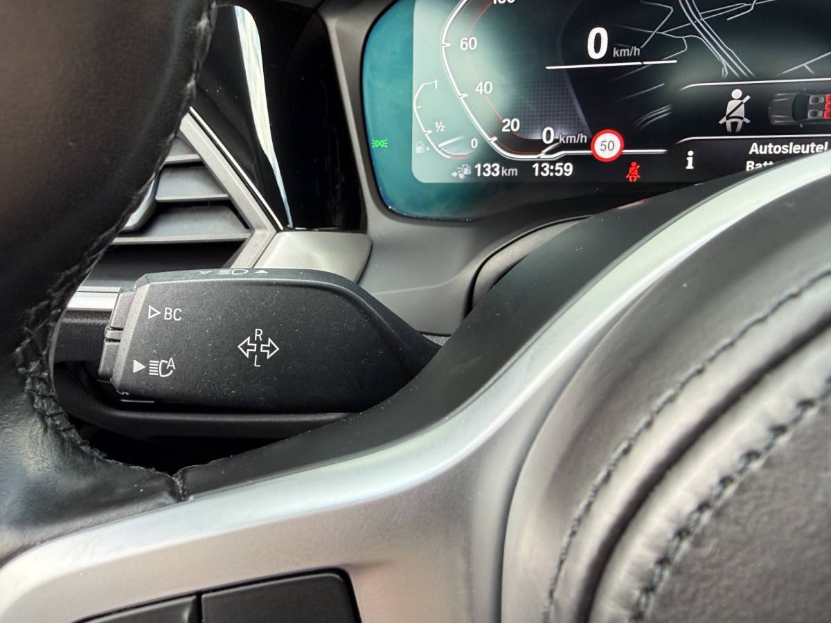 BMW 3 Serie BMW 3-serie Touring BWJ 2022 320e 204 PK Business Edition Plus M PANO | LEDRE | FULL LED | STOELVERW. | CARPLAY + ANDROID | NAVI | CLIMA | CRUISE | LMV | PDC