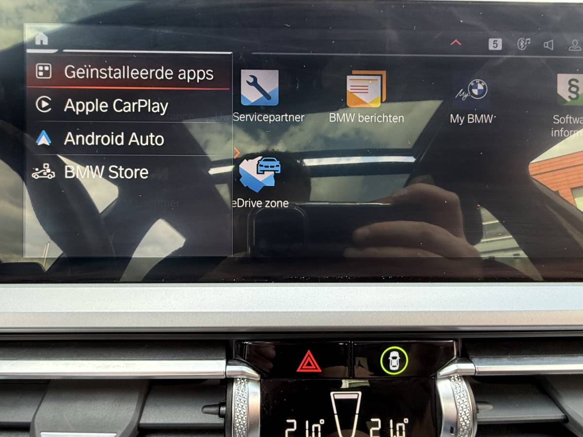 BMW 3 Serie BMW 3-serie Touring BWJ 2022 320e 204 PK Business Edition Plus M PANO | LEDRE | FULL LED | STOELVERW. | CARPLAY + ANDROID | NAVI | CLIMA | CRUISE | LMV | PDC