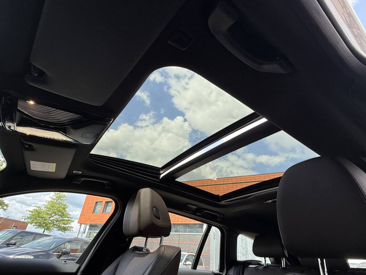 BMW 3 Serie BMW 3-serie Touring BWJ 2022 320e 204 PK Business Edition Plus M PANO | LEDRE | FULL LED | STOELVERW. | CARPLAY + ANDROID | NAVI | CLIMA | CRUISE | LMV | PDC