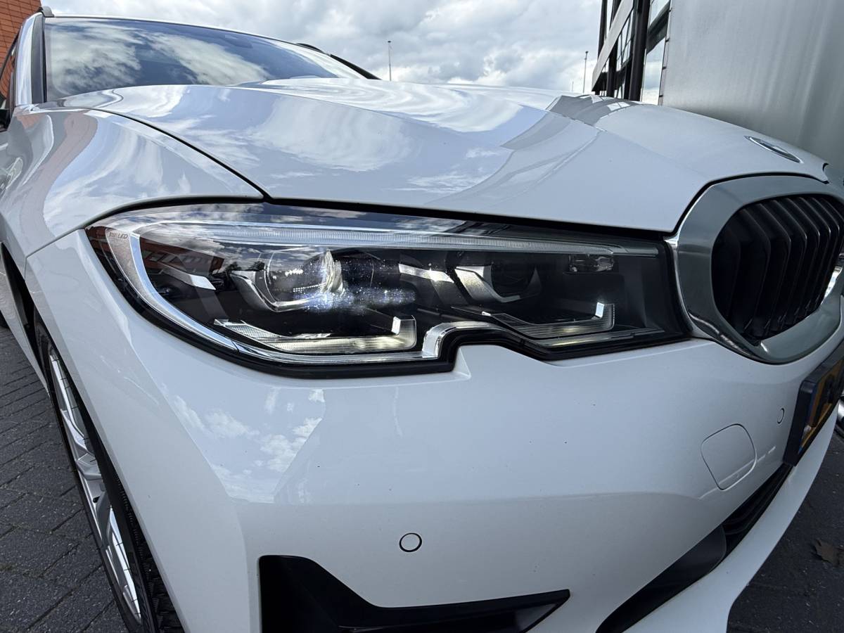 BMW 3 Serie BMW 3-serie Touring BWJ 2022 320e 204 PK Business Edition Plus M PANO | LEDRE | FULL LED | STOELVERW. | CARPLAY + ANDROID | NAVI | CLIMA | CRUISE | LMV | PDC