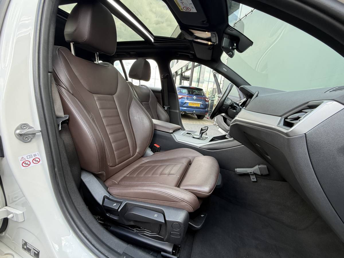 BMW 3 Serie BMW 3-serie Touring BWJ 2022 320e 204 PK Business Edition Plus M PANO | LEDRE | FULL LED | STOELVERW. | CARPLAY + ANDROID | NAVI | CLIMA | CRUISE | LMV | PDC