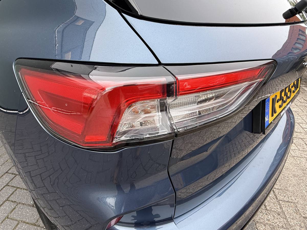 Ford Kuga Ford Kuga BWJ 2021 2.5 225 PK PHEV Vignale NIEUW BINNEN!!
