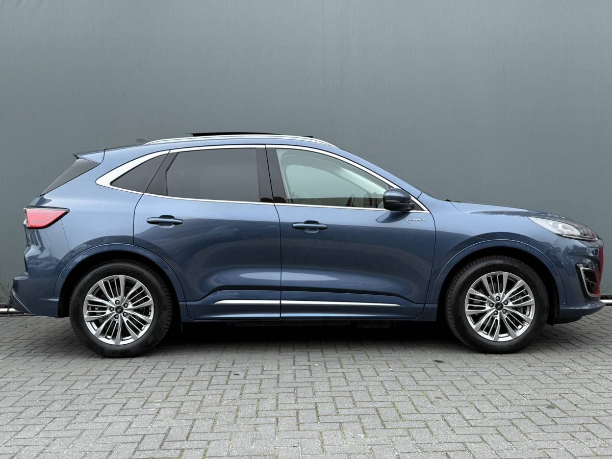 Ford Kuga Ford Kuga BWJ 2021 2.5 225 PK PHEV Vignale NIEUW BINNEN!!