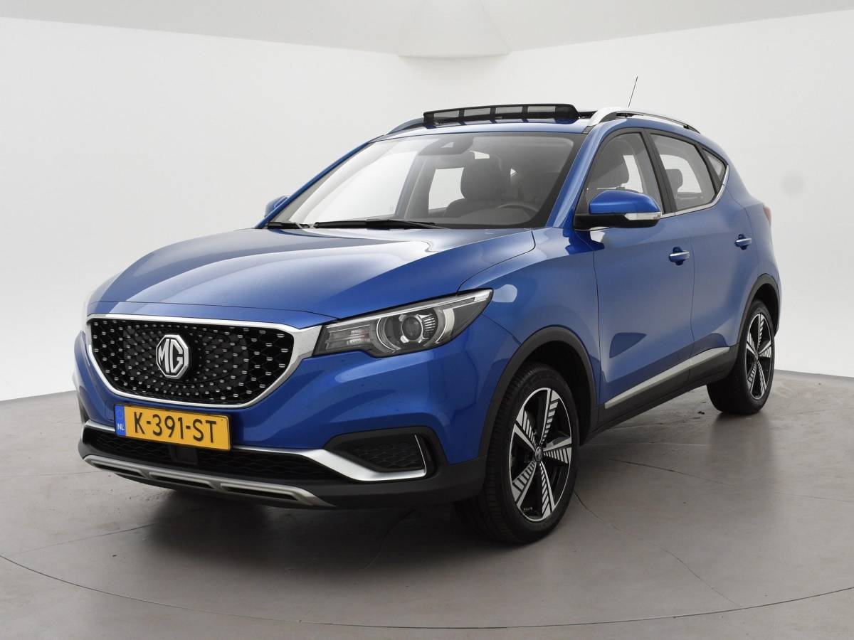 MG ZS EV MG MG ZS EV LUXURY 45 kWh + TREKHAAK | PANORAMA | JBL 95,1% SOH | LEDER | CAMERA | ADAPTIVE CRUISE | STOELVERWARMING
