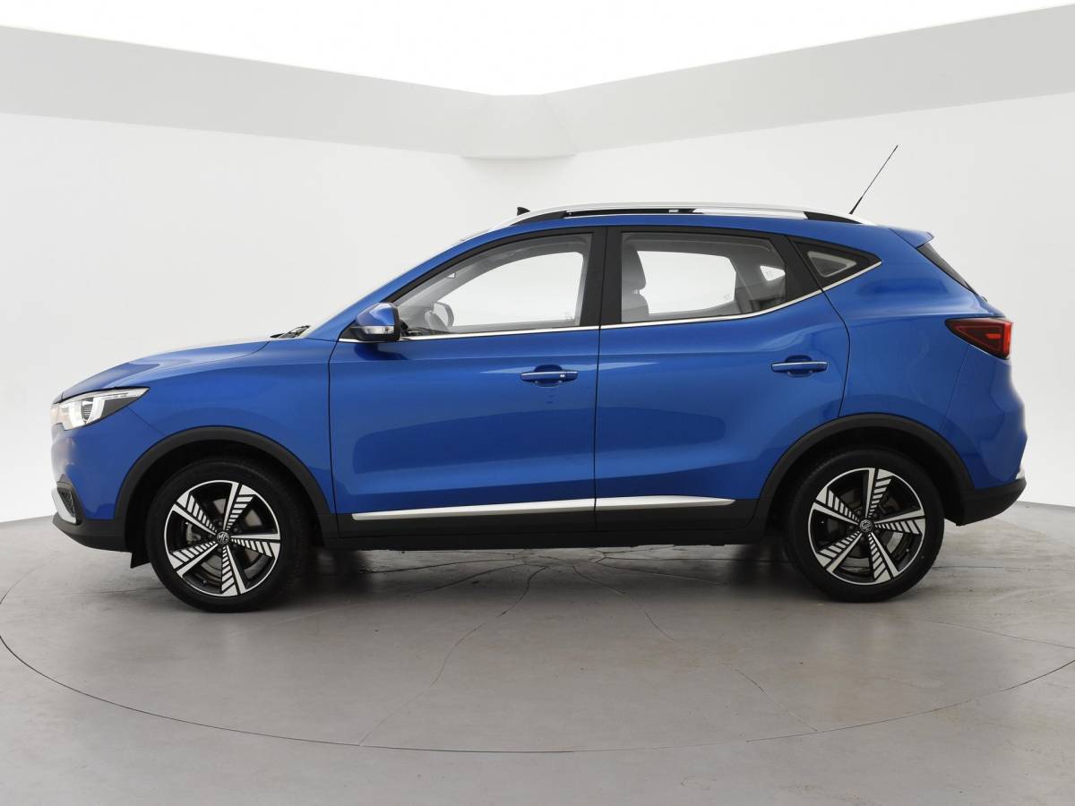 MG ZS EV MG MG ZS EV LUXURY 45 kWh + TREKHAAK | PANORAMA | JBL 95,1% SOH | LEDER | CAMERA | ADAPTIVE CRUISE | STOELVERWARMING