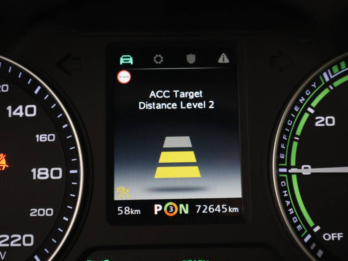 MG ZS EV MG MG ZS EV LUXURY 45 kWh + TREKHAAK | PANORAMA | JBL 95,1% SOH | LEDER | CAMERA | ADAPTIVE CRUISE | STOELVERWARMING