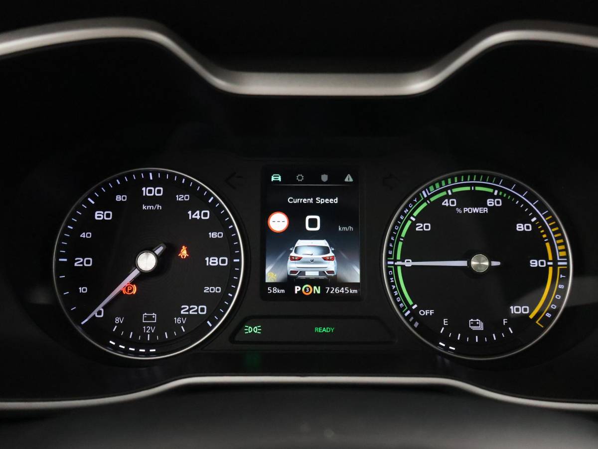 MG ZS EV MG MG ZS EV LUXURY 45 kWh + TREKHAAK | PANORAMA | JBL 95,1% SOH | LEDER | CAMERA | ADAPTIVE CRUISE | STOELVERWARMING