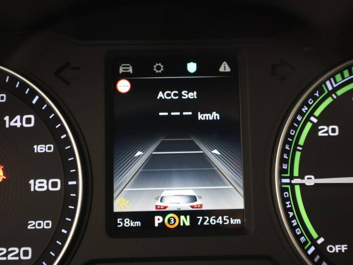 MG ZS EV MG MG ZS EV LUXURY 45 kWh + TREKHAAK | PANORAMA | JBL 95,1% SOH | LEDER | CAMERA | ADAPTIVE CRUISE | STOELVERWARMING