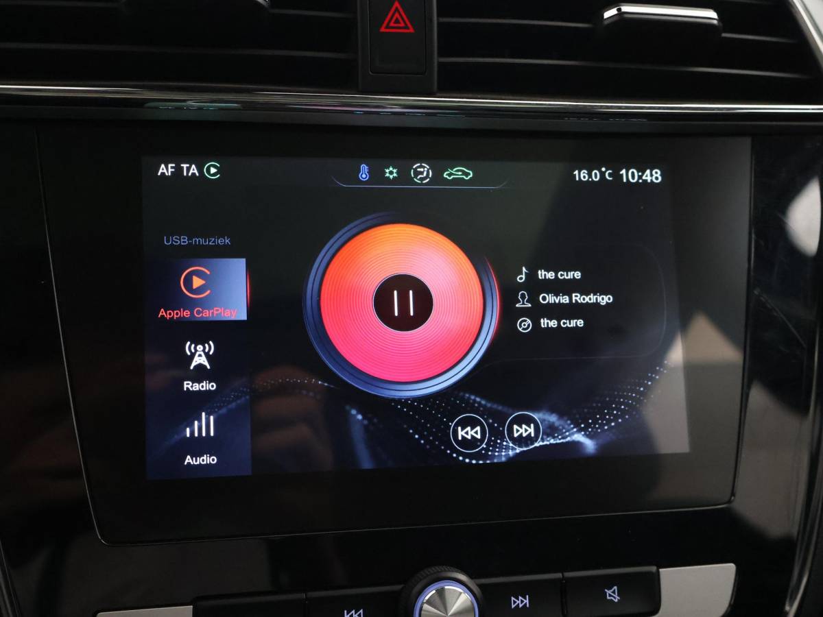MG ZS EV MG MG ZS EV LUXURY 45 kWh + TREKHAAK | PANORAMA | JBL 95,1% SOH | LEDER | CAMERA | ADAPTIVE CRUISE | STOELVERWARMING
