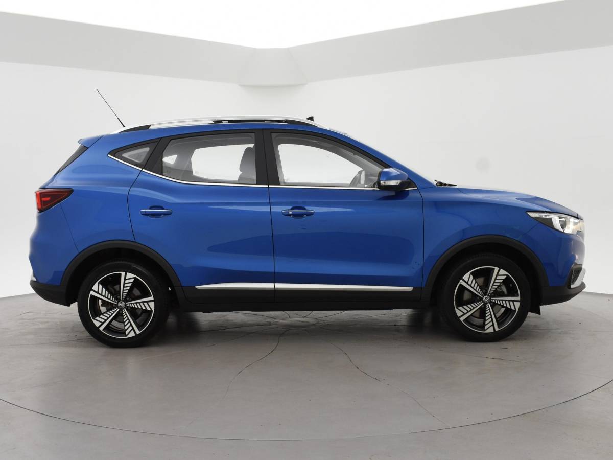 MG ZS EV MG MG ZS EV LUXURY 45 kWh + TREKHAAK | PANORAMA | JBL 95,1% SOH | LEDER | CAMERA | ADAPTIVE CRUISE | STOELVERWARMING