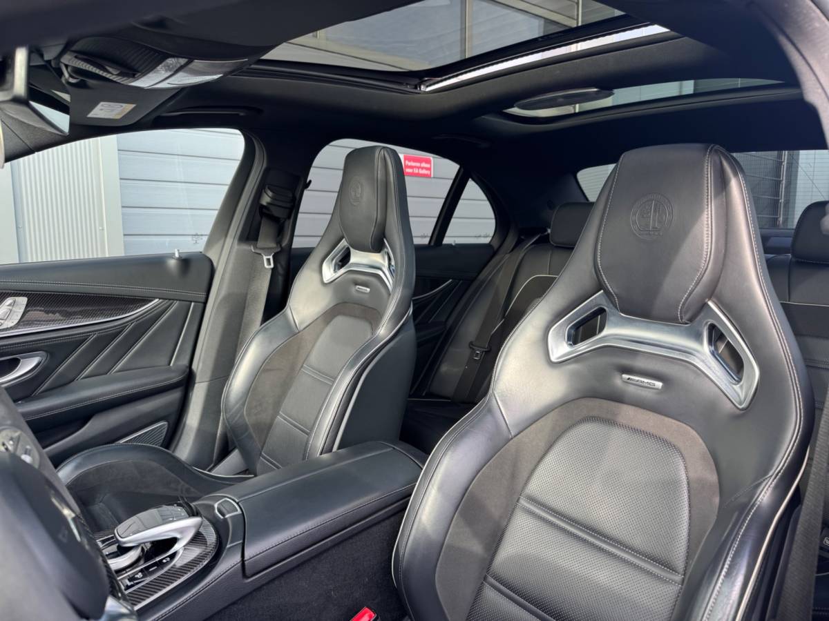Mercedes-Benz E-Klasse Mercedes-Benz E-klasse AMG 63 S 4MATIC+ Carbon Softclose BOMVOL